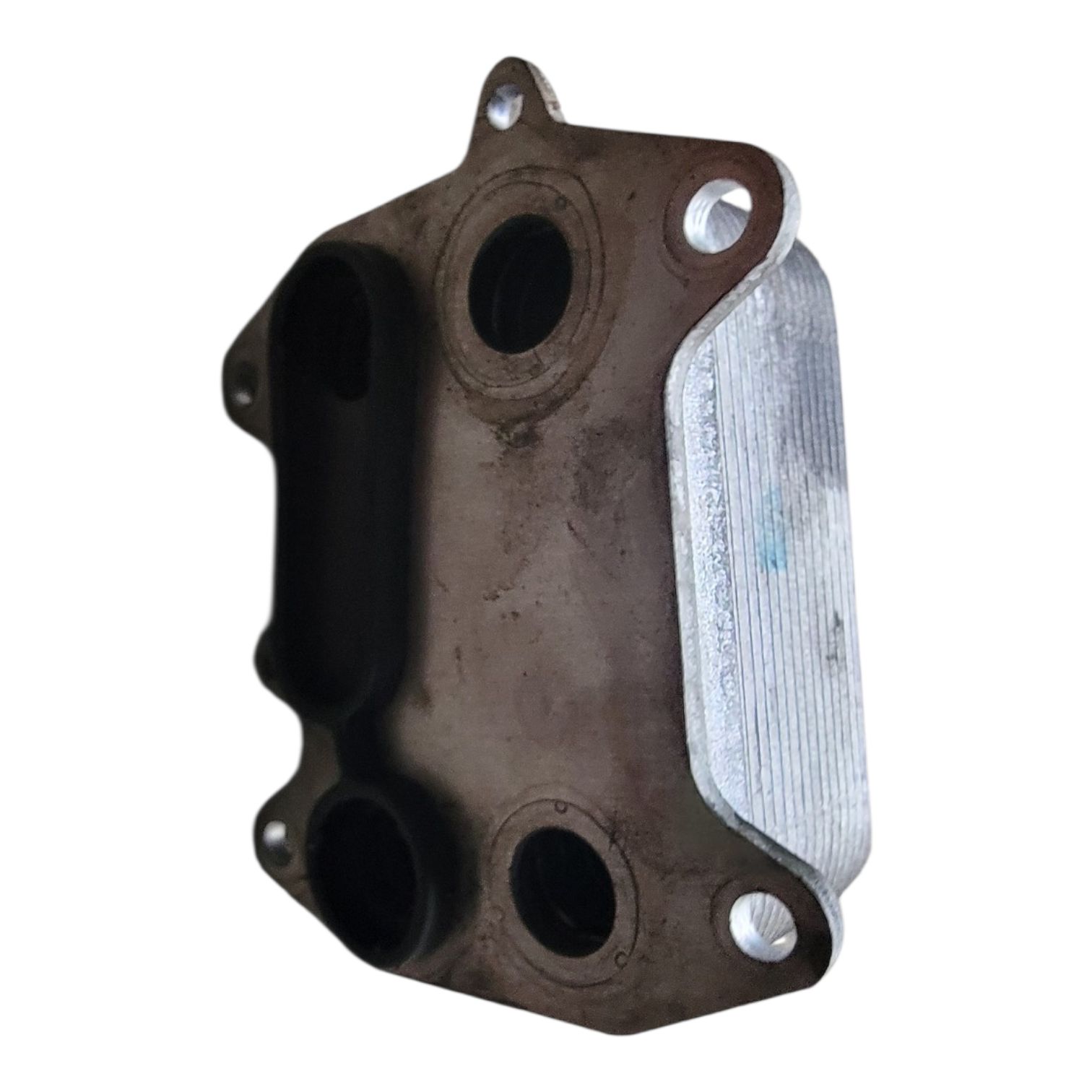 Radiateur d’huile moteur OEM 03L115389B / 03L115389C / 03L115389G / 03L115389H (éq. Nissens 91158) – Image 3