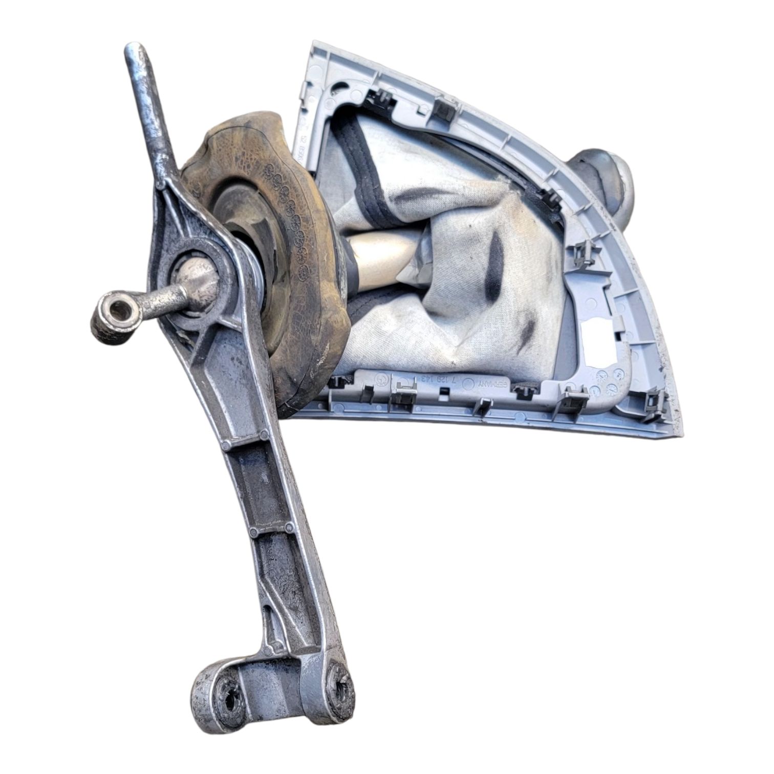 Levier / tringlerie de boîte de vitesses BMW Série 1 / Série 3 2.0d OEM  25117529067
