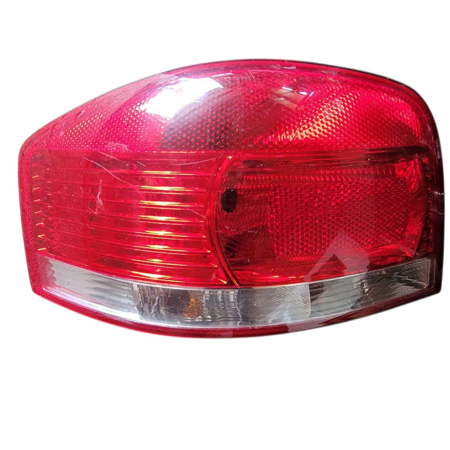 Feux arrière gauche (coté conducteur) Audi A3 8P